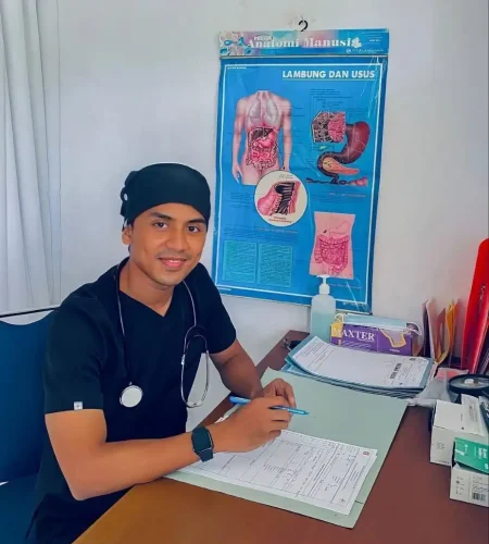 Kisah dr. Ikram Syah Maulana dan USG Kelilingnya, Harapan Ibu Hamil yang Terpinggirkan
